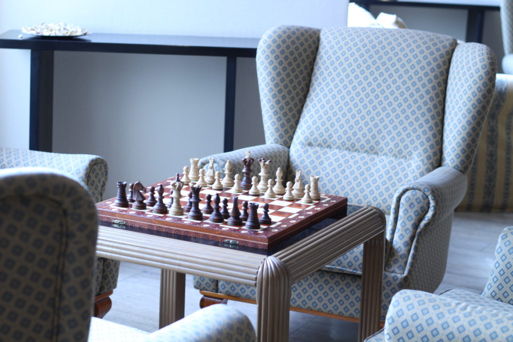 Schach spielen im Cliff Hotel Rügen