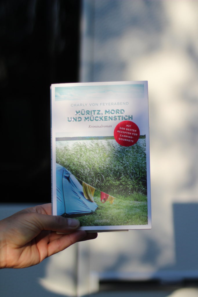 Müritz, Mord und Mückenstich: ein Camperroman von Charly von Feyerabend